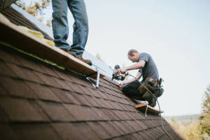 Local Roofers in Landover Hills, MD